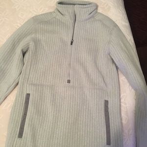 Light grey Patagonia pullover. Size small